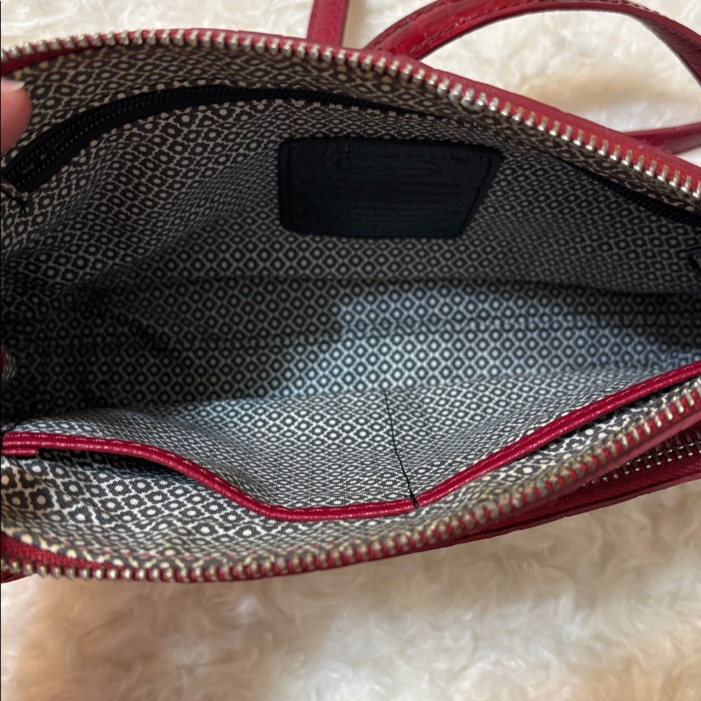 Brighton Bria Croc Embossed Red Patent Leather Crossbody Messenger Bag - Picture 3 of 13